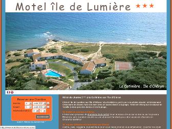 moteliledelumiere.com website preview